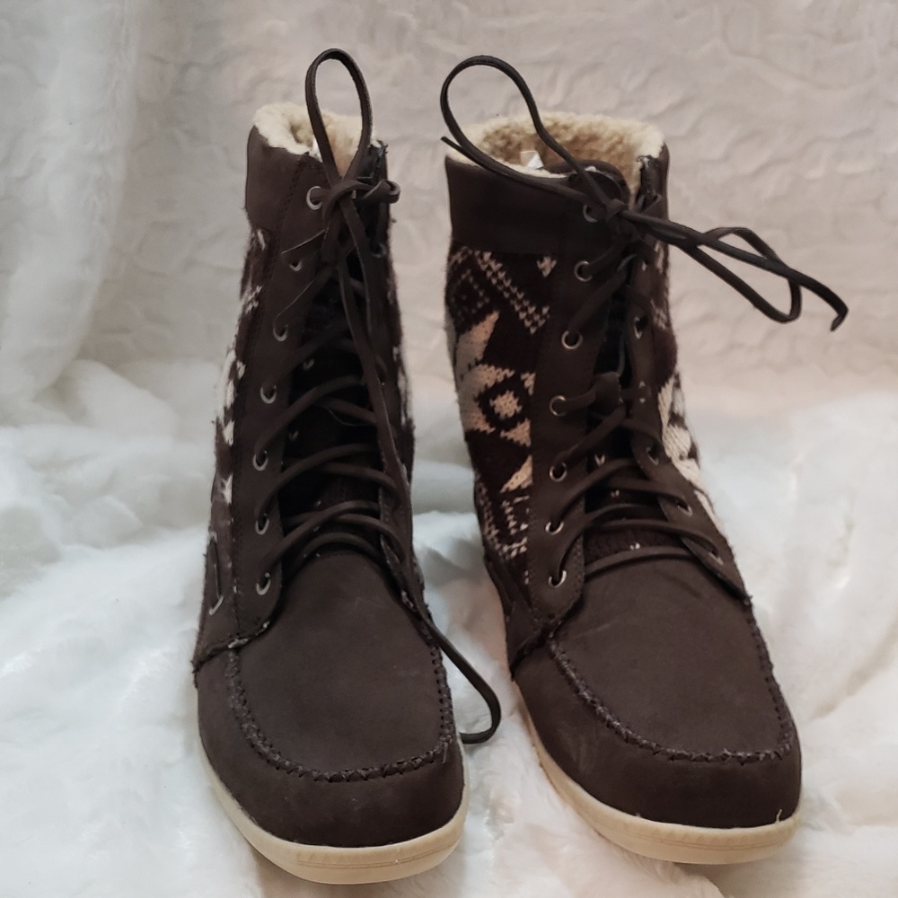 Kensie Girl lace up boots - Picture 2 of 4